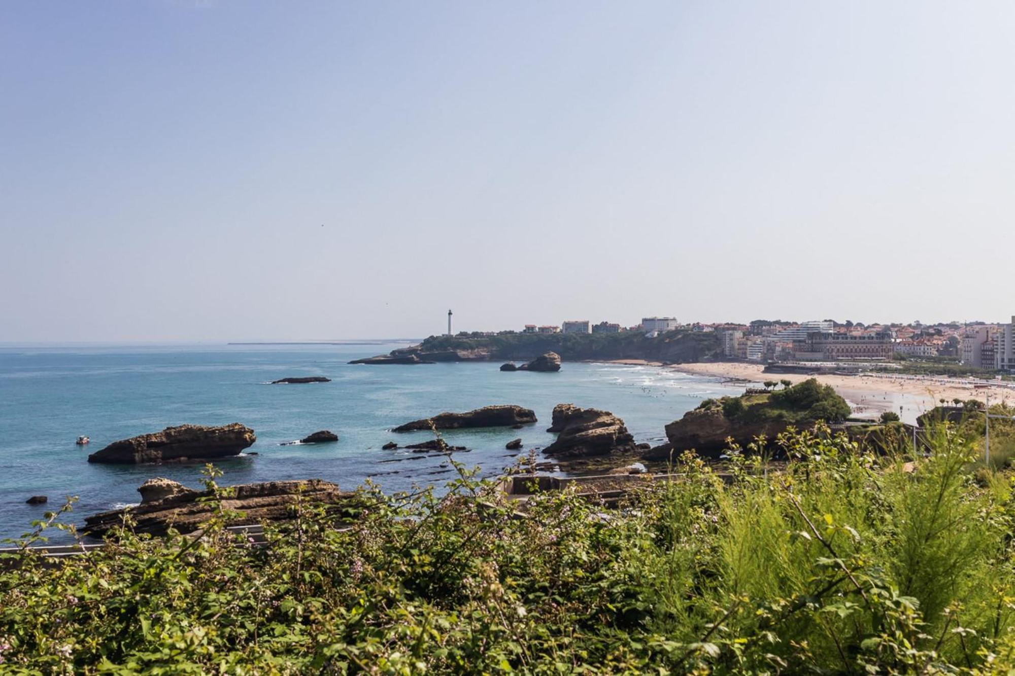 Balea Keyweek Seafront Duplex With Balcony Garage In * Biarritz